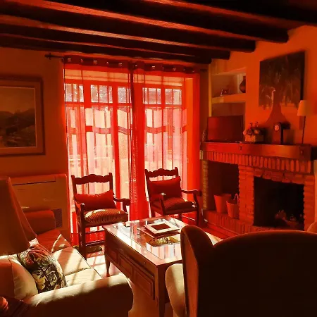 Sevilla, Olivares Holiday home *